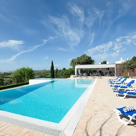 Alfarrobeira Villa