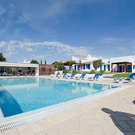 Villa Alfarrobeira *