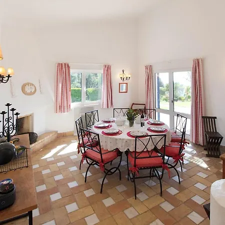 Villa Alfarrobeira